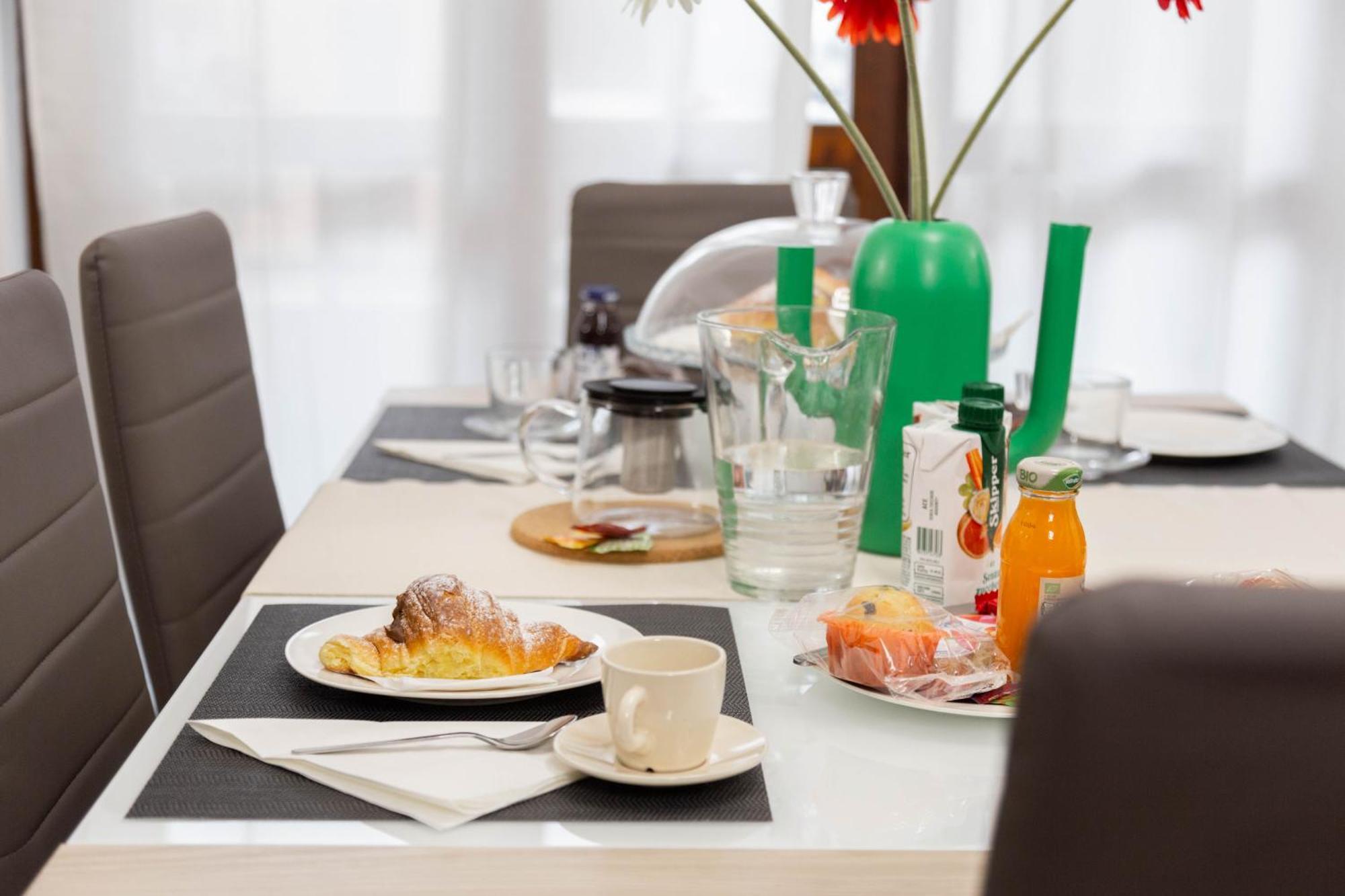 Chiara'S Sweet Apartment Al Perugino 폰테 갈레리아 외부 사진